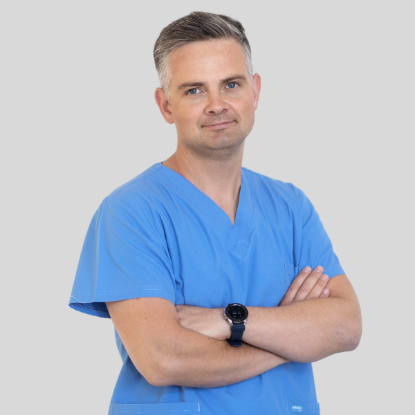 dr Pawel Radwan